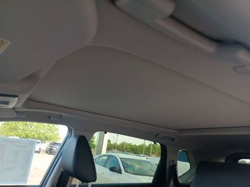 New 2025 Nissan Rogue SL w/ Tech Package image 25