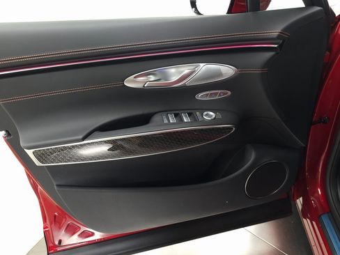 Used 2026 Genesis GV70 3.5T Sport Prestige image 10