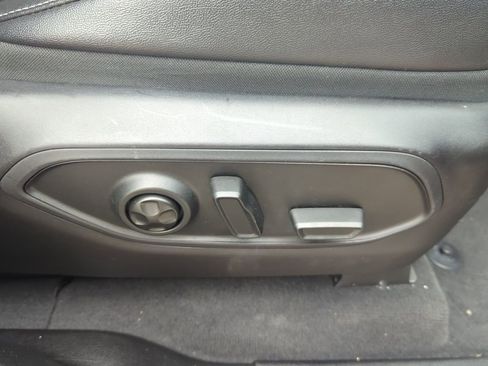 Used 2024 Jeep Grand Cherokee Limited image 35