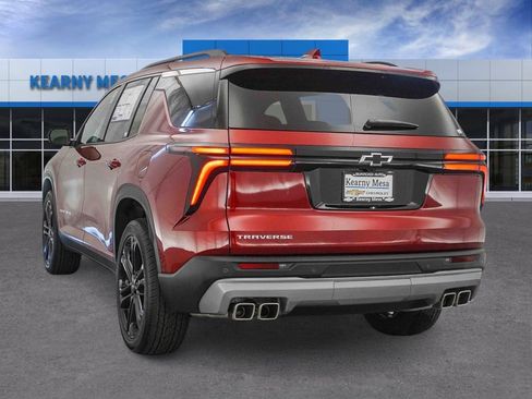 New 2026 Chevrolet Traverse LT w/ LPO, Floor Liner Package image 6