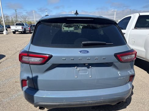 Used 2024 Ford Escape ST-Line w/ Tech Pack #1 image 10