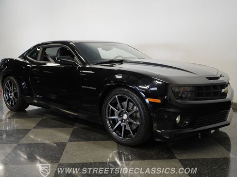 Used 2011 Chevrolet Camaro SS w/ RS Package image 16