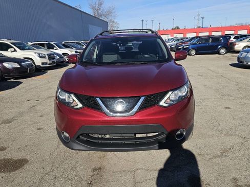 Used 2019 Nissan Rogue Sport SV w/ All-Weather Package image 2