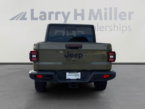 New 2026 Jeep Gladiator Sport AWD/4WD image 4