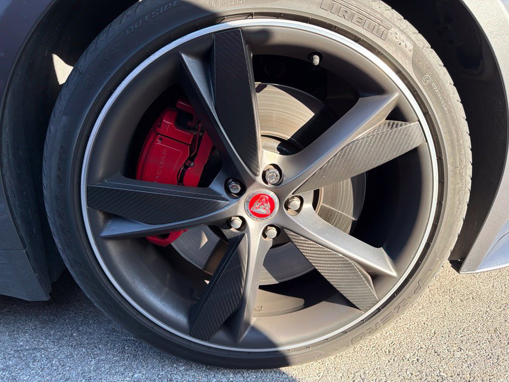 Used 2017 Jaguar F-TYPE R AWD/4WD image 5