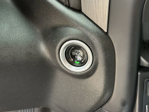 Used 2021 GMC Sierra 1500 Denali w/ Denali Ultimate Package image 28