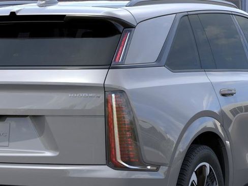 Used 2026 Cadillac Escalade IQ Sport 2 AWD/4WD image 11