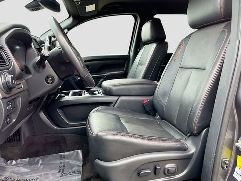 Used 2021 Nissan Titan PRO-4X w/ Pro-4x Convenience Package image 19