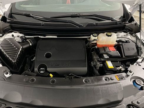 Certified 2023 Buick Enclave Essence image 24