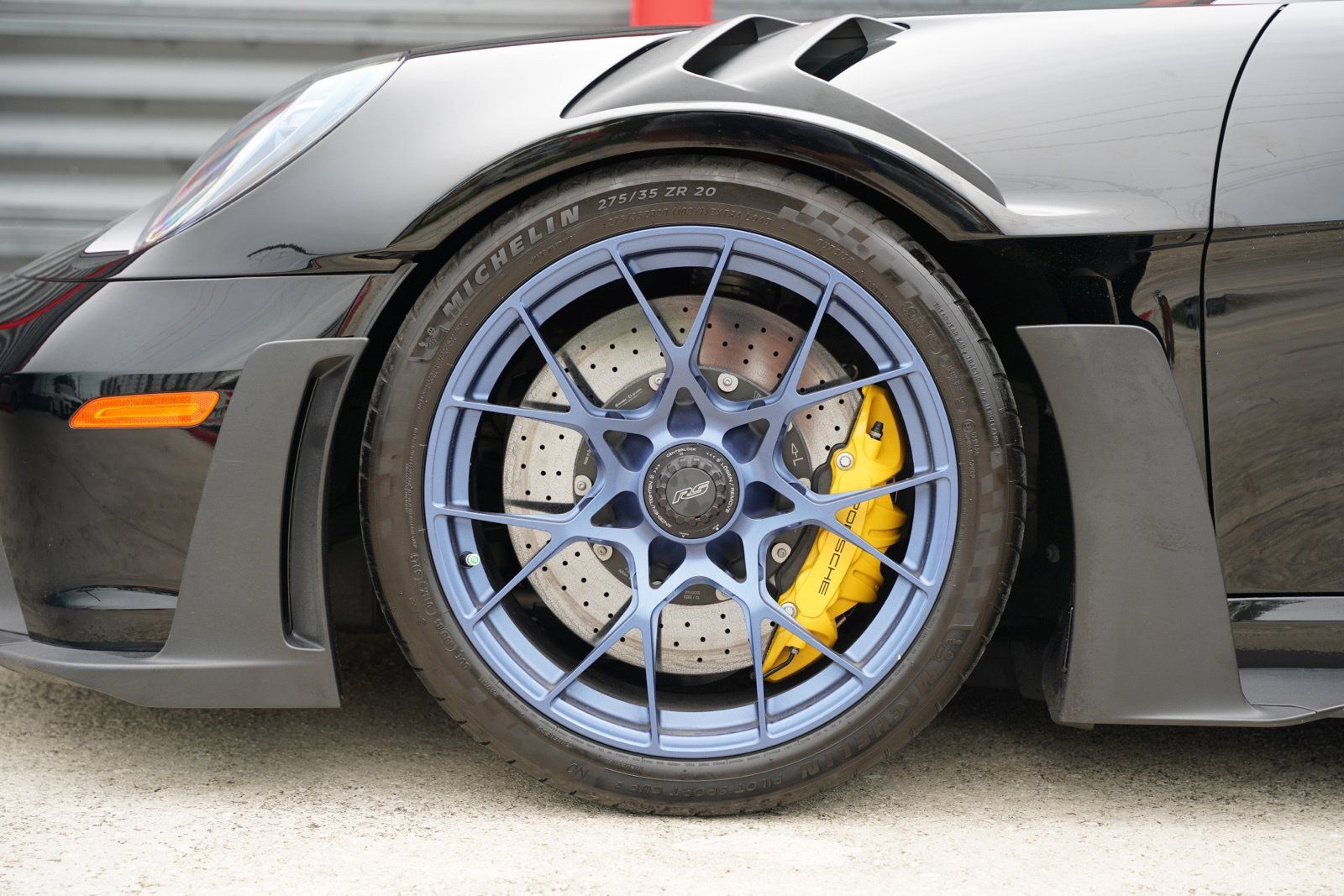 Used 2024 Porsche 911 GT3 RS RWD image 8