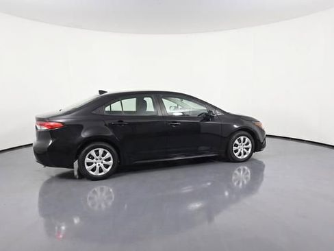 Used 2024 Toyota Corolla LE FWD image 15