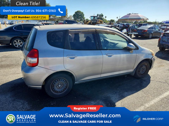 Used 2007 Honda Fit image 4