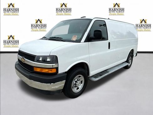 Used 2025 Chevrolet Express 2500 w/ Driver Convenience Package RWD image 1