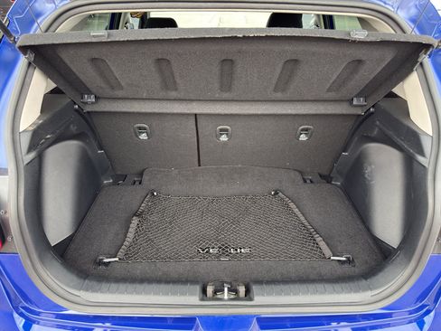 Used 2022 Hyundai Venue SEL FWD image 11
