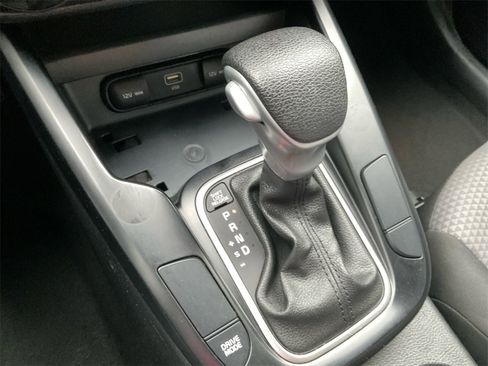 Used 2024 Kia Soul LX w/ Option Group 015 image 30