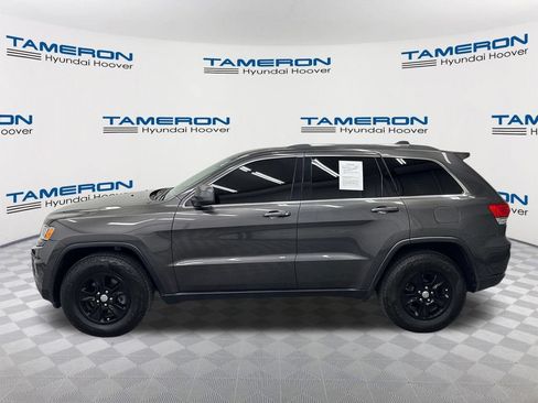 Used 2016 Jeep Grand Cherokee Laredo w/ Quick Order Package 23E RWD image 2