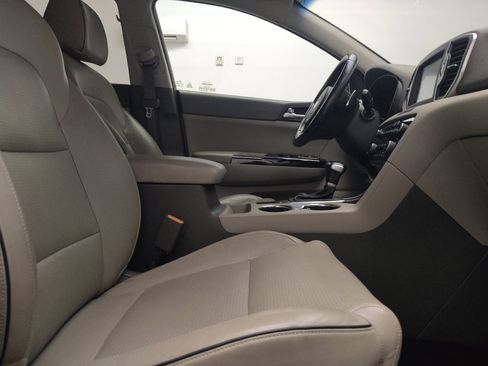Used 2017 Kia Sportage SX FWD image 21
