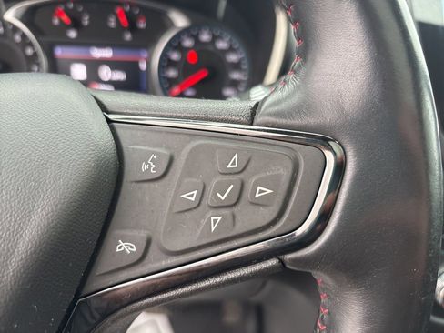 Used 2022 Chevrolet Equinox RS w/ Infotainment Package image 26