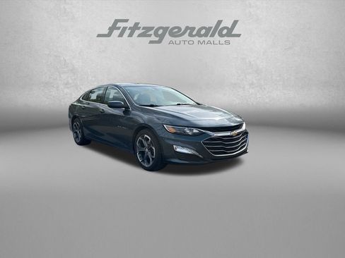 Used 2021 Chevrolet Malibu LT FWD image 1