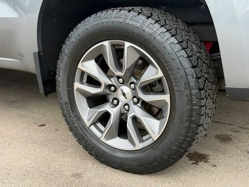 Used 2020 Chevrolet Silverado 1500 RST AWD/4WD image 28