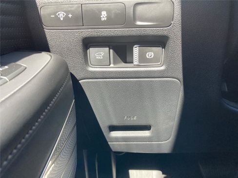 Used 2025 Hyundai Palisade Calligraphy image 17