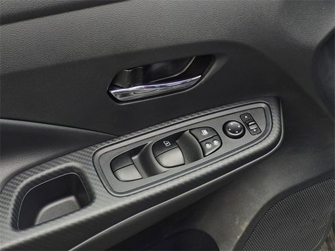 New 2025 Nissan Versa SV w/ Trunk Package image 7