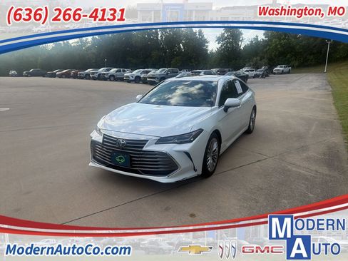 Used 2019 Toyota Avalon Limited w/ Advanced Safety Package FWD image 1