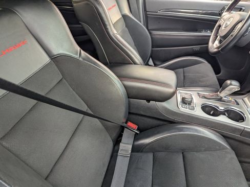 Used 2021 Jeep Grand Cherokee Trailhawk image 11