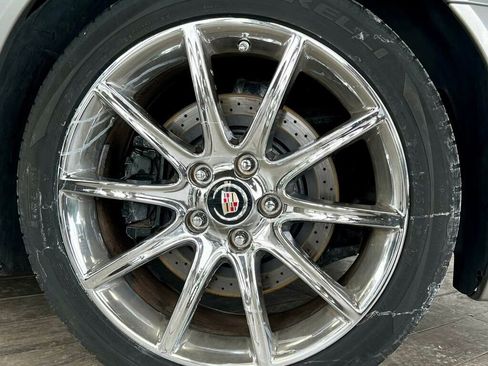 Used 2006 Cadillac XLR V image 24