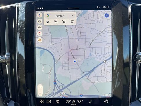 Used 2025 Volvo XC60 B5 Ultra w/ Protection Package Premier image 22