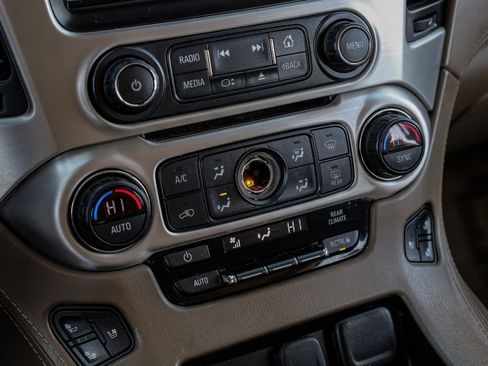 Used 2019 GMC Yukon SLT image 23