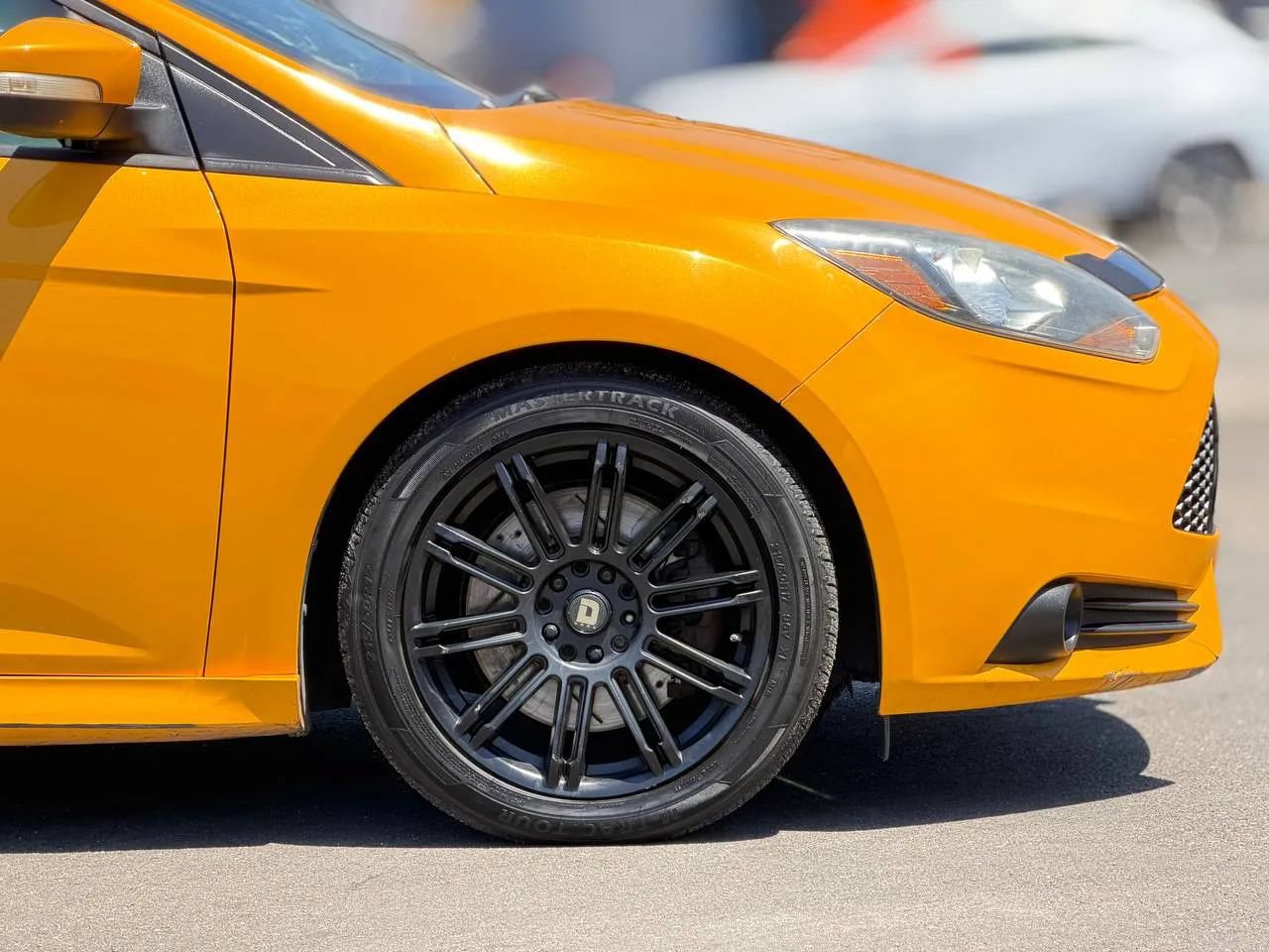 Used 2013 Ford Focus ST FWD image 23