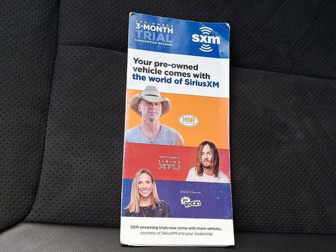 Used 2024 Jeep Grand Cherokee Altitude image 30