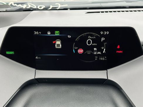 New 2026 Toyota Prius Plug-In Hybrid FWD image 17