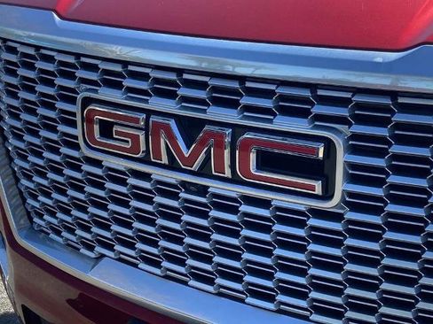 Used 2024 GMC Yukon Denali w/ Denali Reserve Package AWD/4WD image 28