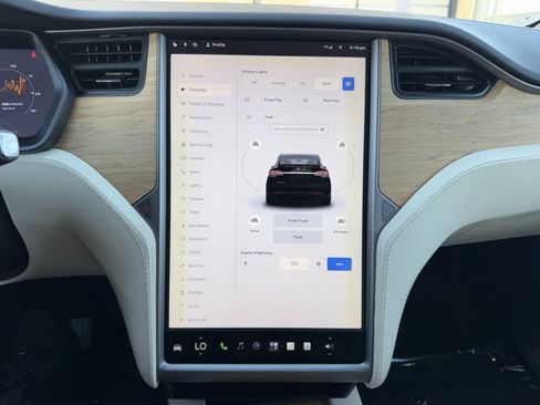 Used 2018 Tesla Model X 100D AWD/4WD image 16