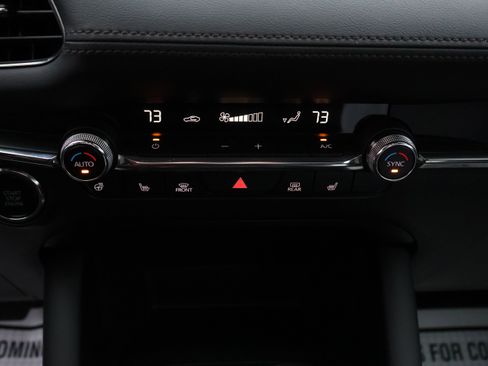 Used 2023 MAZDA MAZDA3 Hatchback w/ Appearance Package image 23