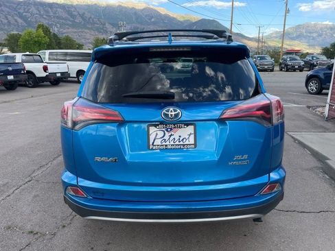 Used 2017 Toyota RAV4 LE Plus AWD/4WD image 4