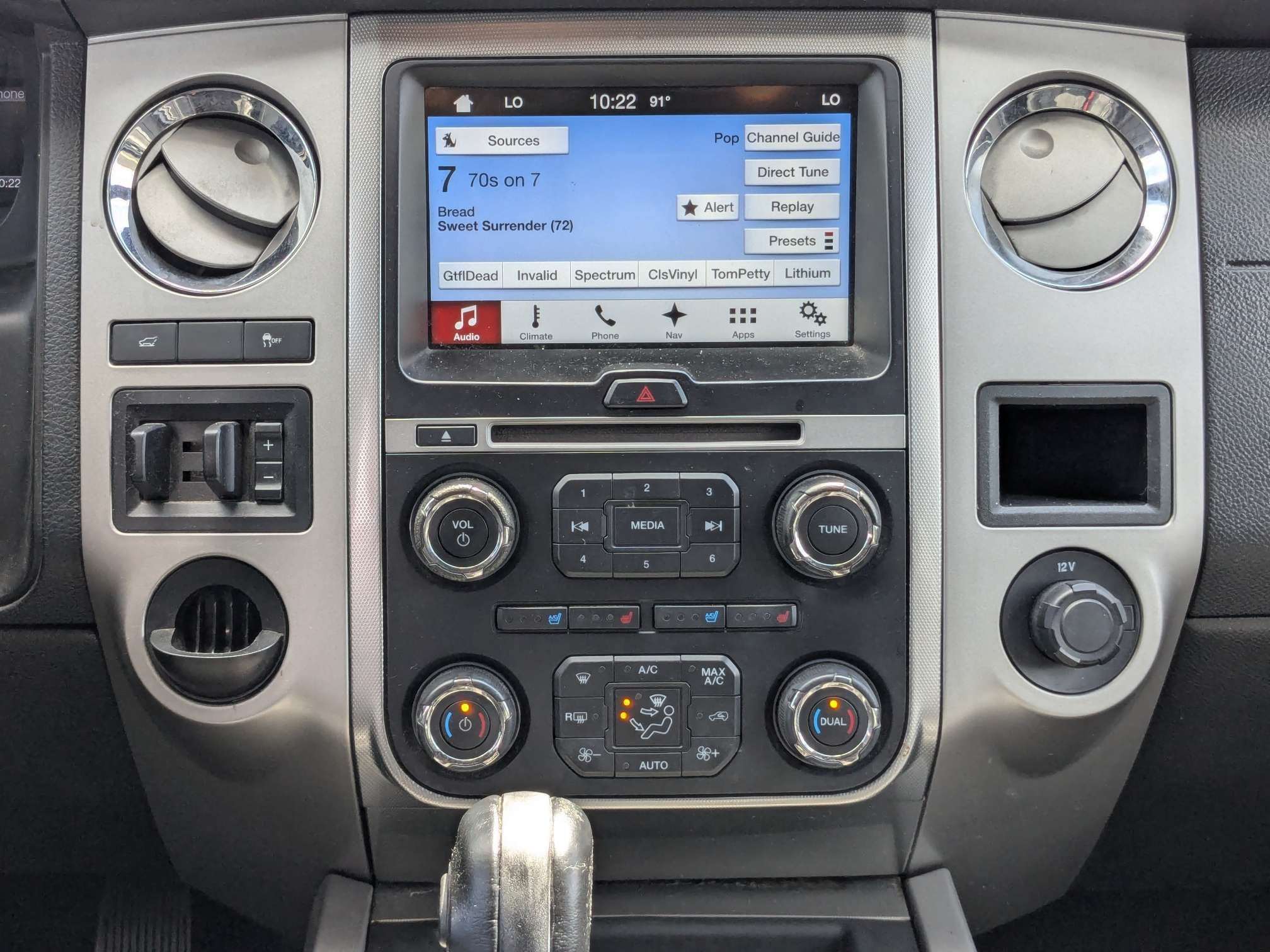 Used 2016 Ford Expedition EL XLT w/ Equipment Group 202A RWD image 20