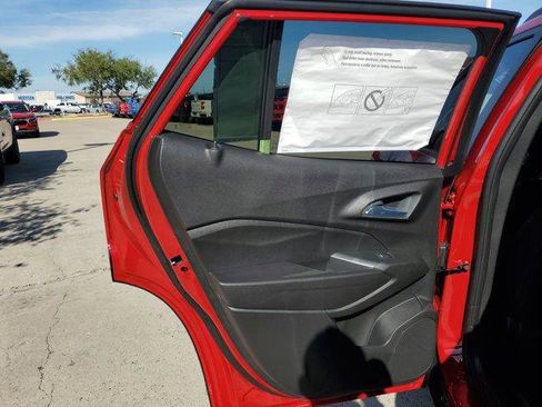 New 2026 Chevrolet Trax LT w/ Driver Confidence Package image 14