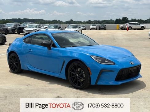 Used 2022 Toyota GR86 Premium RWD image 1