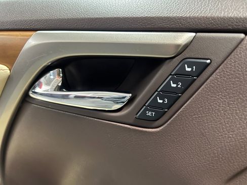 Used 2020 Lexus RX 450h AWD w/ Premium Package image 42