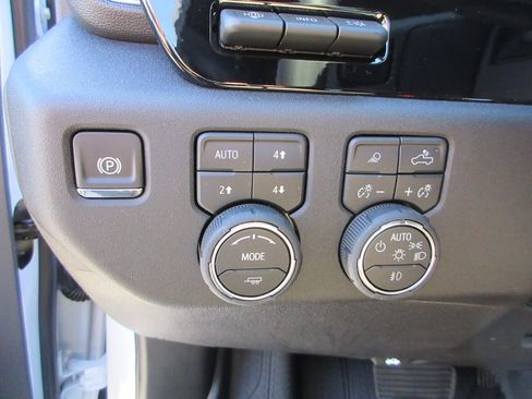 New 2026 Chevrolet Silverado 3500 High Country w/ High Country Premium Package image 29