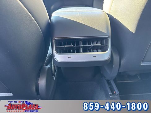 Used 2021 Tesla Model Y Long Range image 38