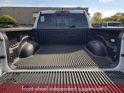 Used 2023 RAM 1500 Big Horn AWD/4WD image 34