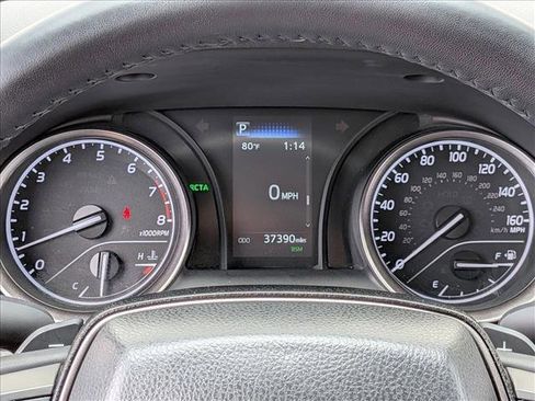 Used 2024 Toyota Camry SE w/ Convenience Package image 11