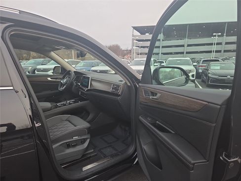 New 2026 Volkswagen Atlas SEL Premium R-Line image 25