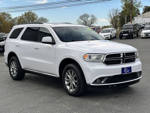 Used 2017 Dodge Durango SXT w/ Quick Order Package 23B image 3