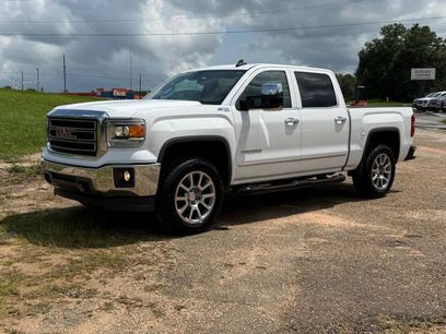 Used 2015 GMC Sierra 1500 SLT w/ SLT Crew Cab Value Package