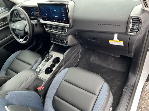 New 2026 Ford Bronco Sport Outer Banks w/ Outer Banks Tech Package+ AWD/4WD image 19